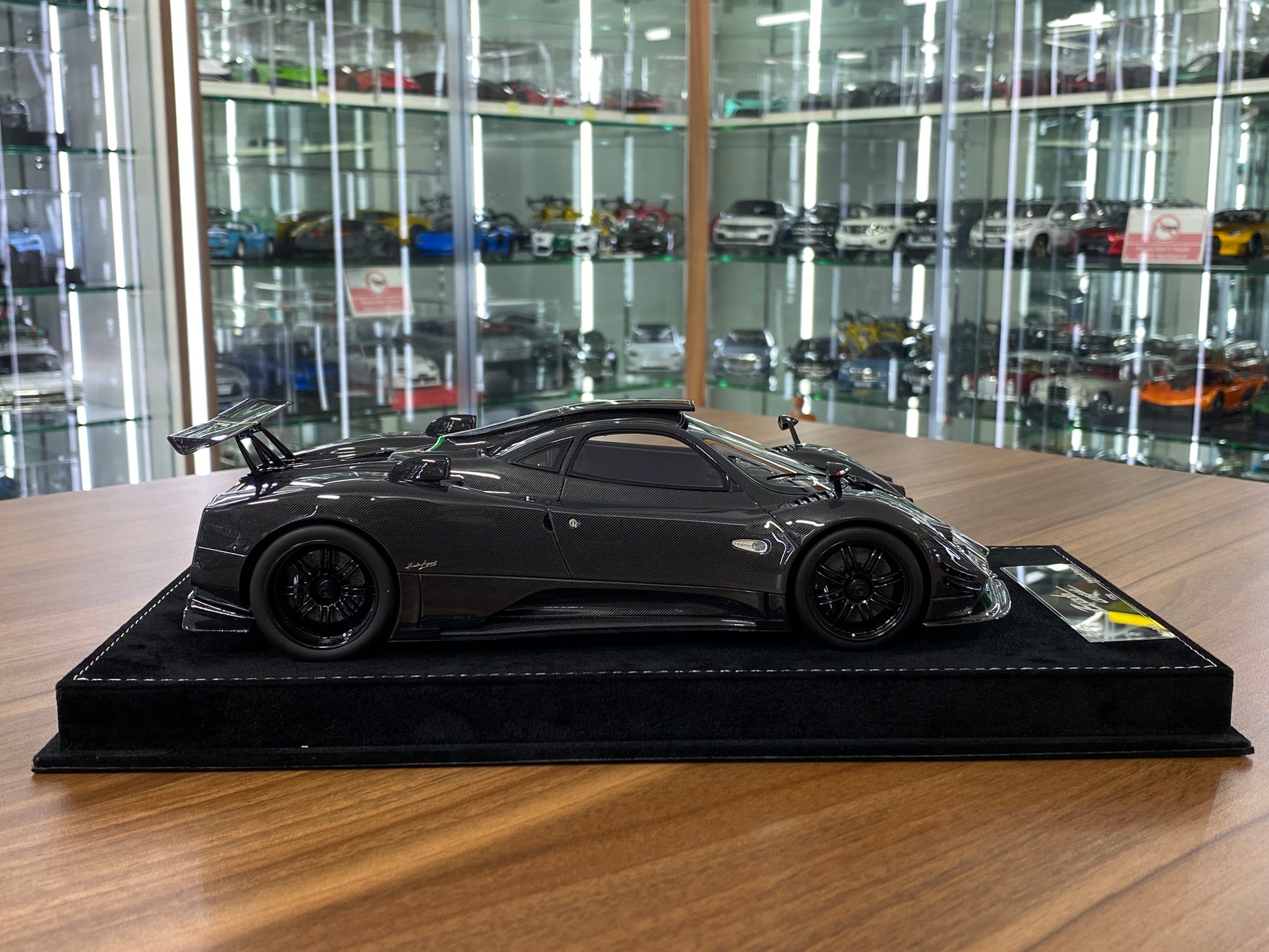 1/18 HH Model Pagani Zonda Cinque Black Carbon  Resin | Limited 30 pcs