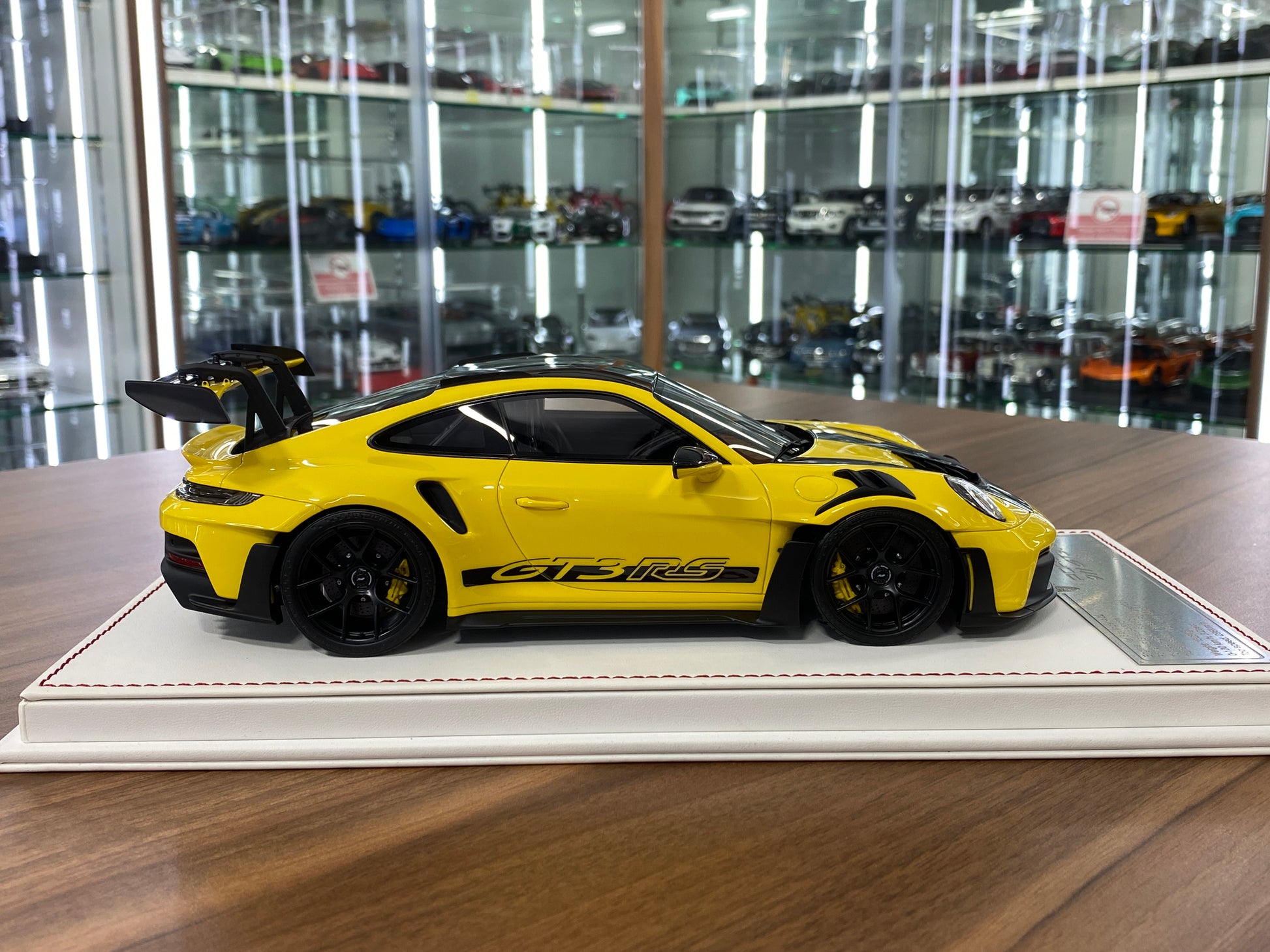 1/18 HH Model Pagani Zonda Cinque Black Carbon  Resin | Limited 30 pcs