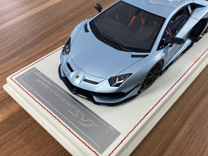 1/18 Resin Davis & Giovanni Lamborghini Aventador SVJ Light Metallic Silver Limited 10 Pcs