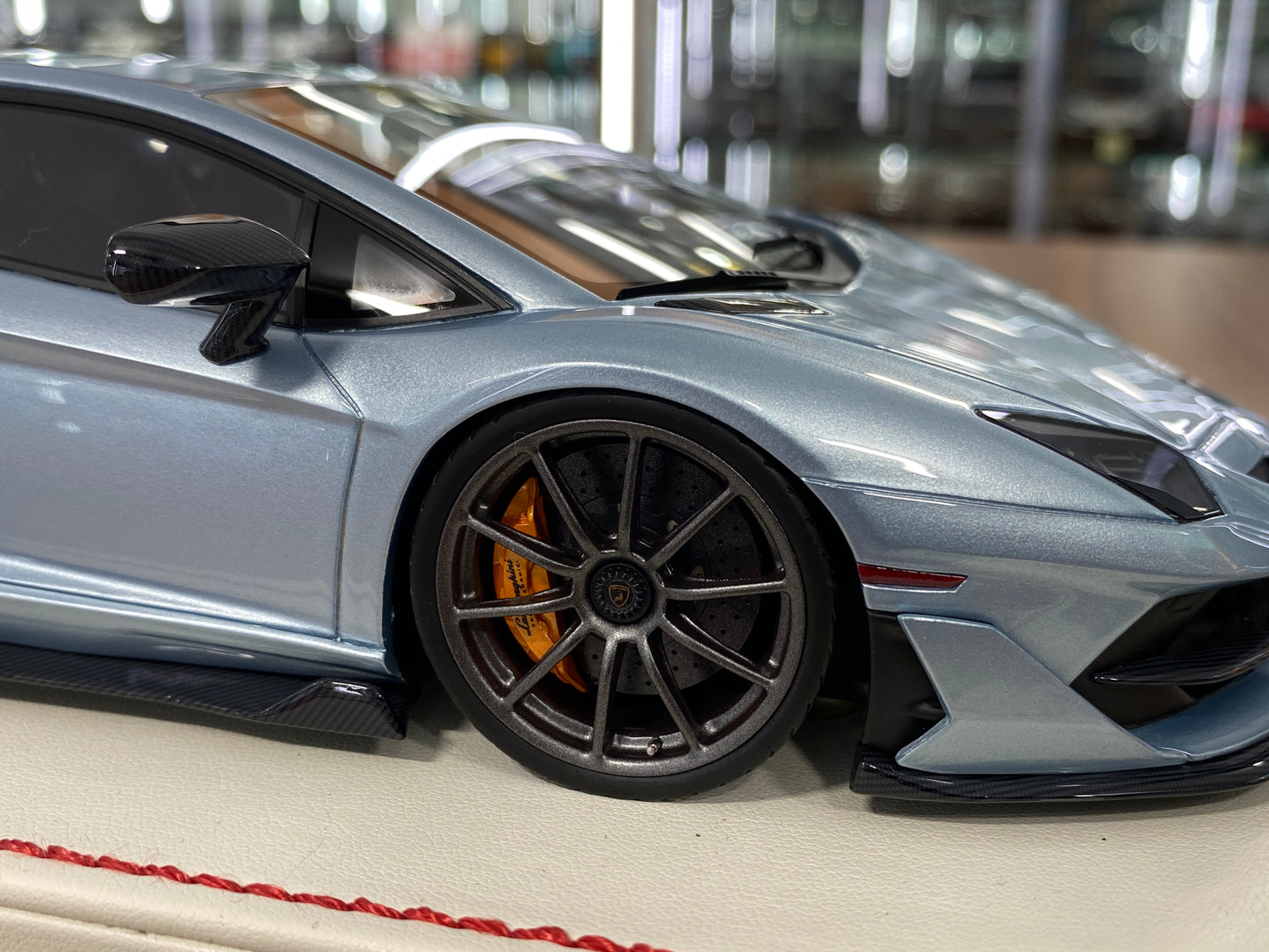 1/18 Resin Davis & Giovanni Lamborghini Aventador SVJ Light Metallic Silver Limited 10 Pcs