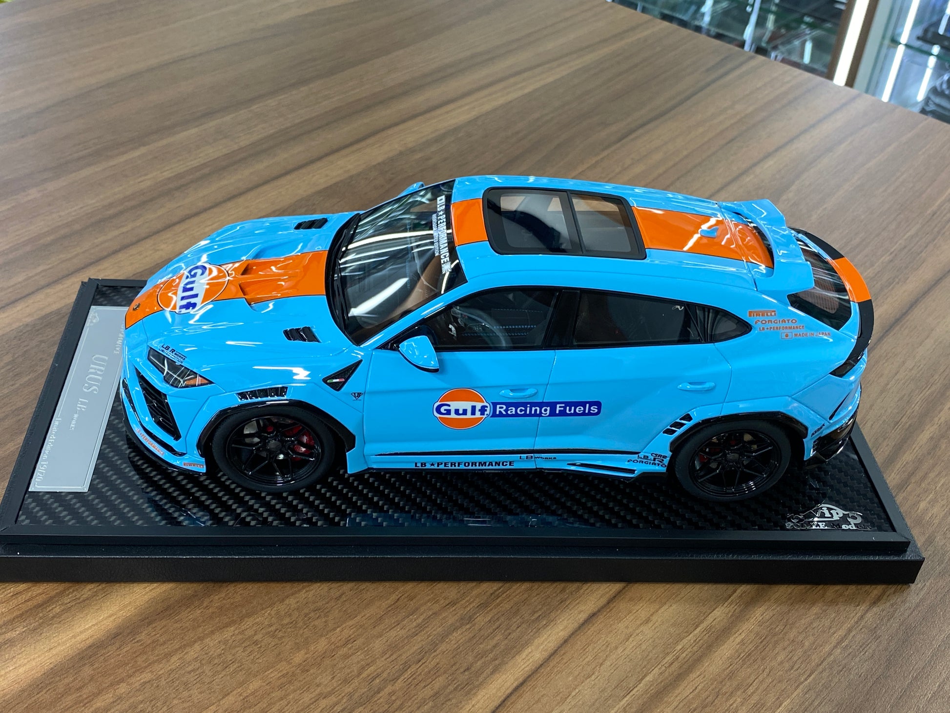 1/18 Resin VIP Models Lamborghini URUS LB WORKS | Gulf Edition Limited 20Pcs