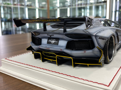 1/18 Davis & Giovanni Lamborghini Aventador 2.0 LB Performance Resin - Matt grey , Zero Fighter