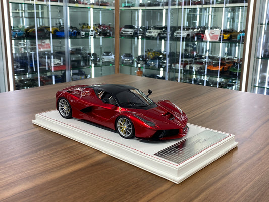 1/18 Resin Ferrari LaFerrari by Davis & Giovanni Candy red, matt black roof