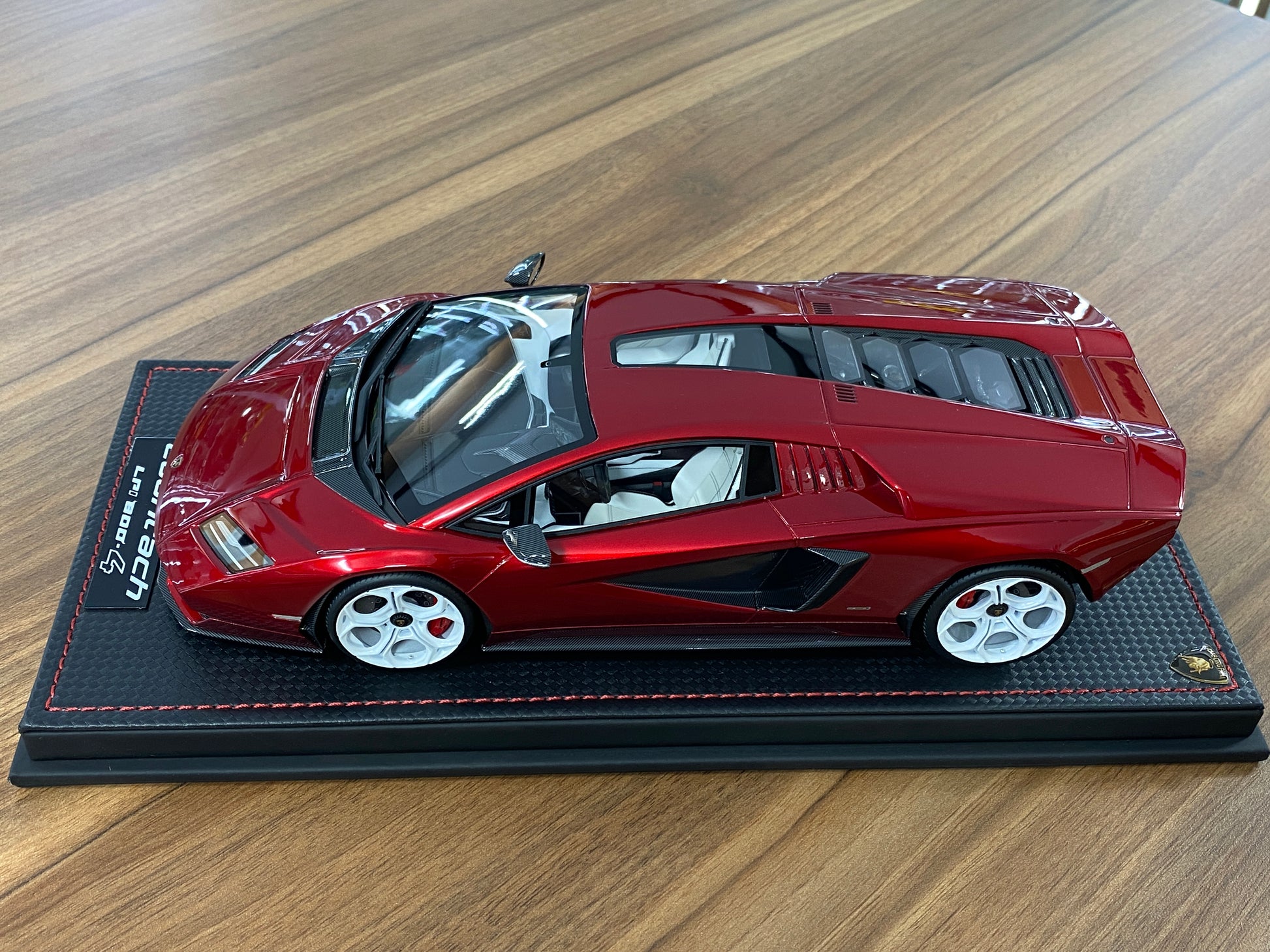 1/18 Resin MR Collection Lamborghini Countach LPi 800-4 Rosso Efesto- Limited 49 pcs