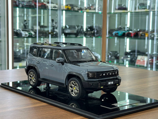 JETOUR T2 – JETOUR AUTO (Grey, 1/18 Diecast, Limited Edition, Doors Opening)