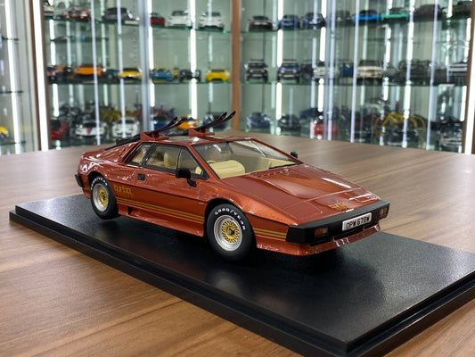 1/18 Diecast  KK Scale Lotus Esprit Turbo 1981 in Orange