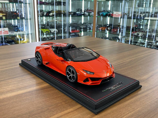 MR Collection Lamborghini Huracán EVO Spyder 1:18 resin model in Arancio Xanto – limited edition for Dubai collectors