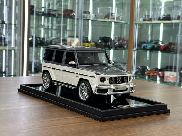 1/18 Resin Mercedes-Benz AMG G 63 UAE Golden Jubilee Edition – Motor Helix (White/Silver) - Special Number 01 of 99 pcs worldwide