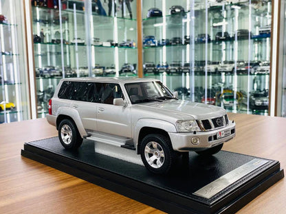 Nissan Patrol Safari Y61 1:18 Resin Model – Limited Edition