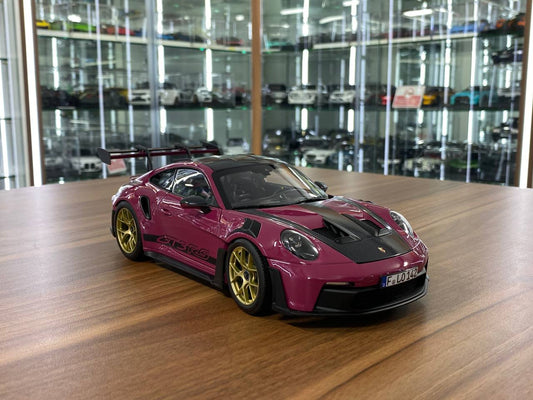 1/18 Metal Diecast – Porsche 911 GT3 RS (2022) Weissach Package | Norev | Full Opening | Sternrubin / Gold Rims