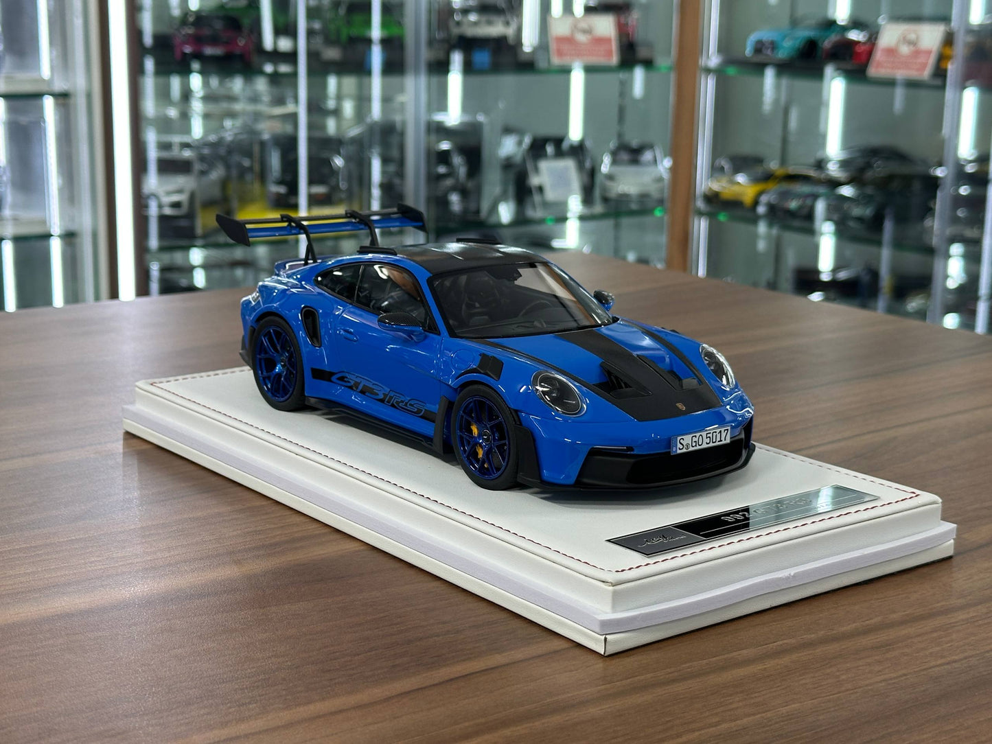 Porsche 911 GT3 RS 992 – 1:18 Resin – IVY Merit – Shark Blue – Limited 15 pcs