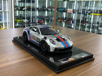 VIP Models Porsche 911 GT3 RS 1:18 resin model in Martini Decal – limited edition for Dubai collectors