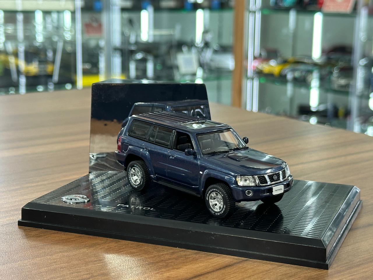 Dealer Edition Nissan Patrol Y61 – Blue – 1:43 Diecast Model