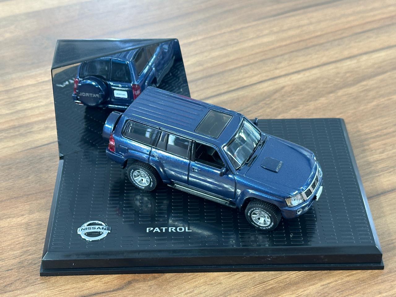 Dealer Edition Nissan Patrol Y61 – Blue – 1:43 Diecast Model