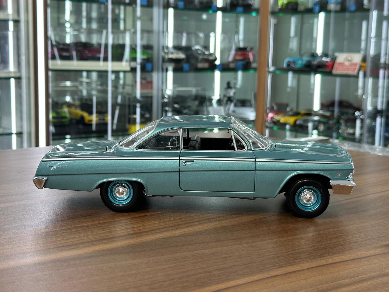 1/18 Diecast Maisto Chevrolet Bel Air 1962 in Green