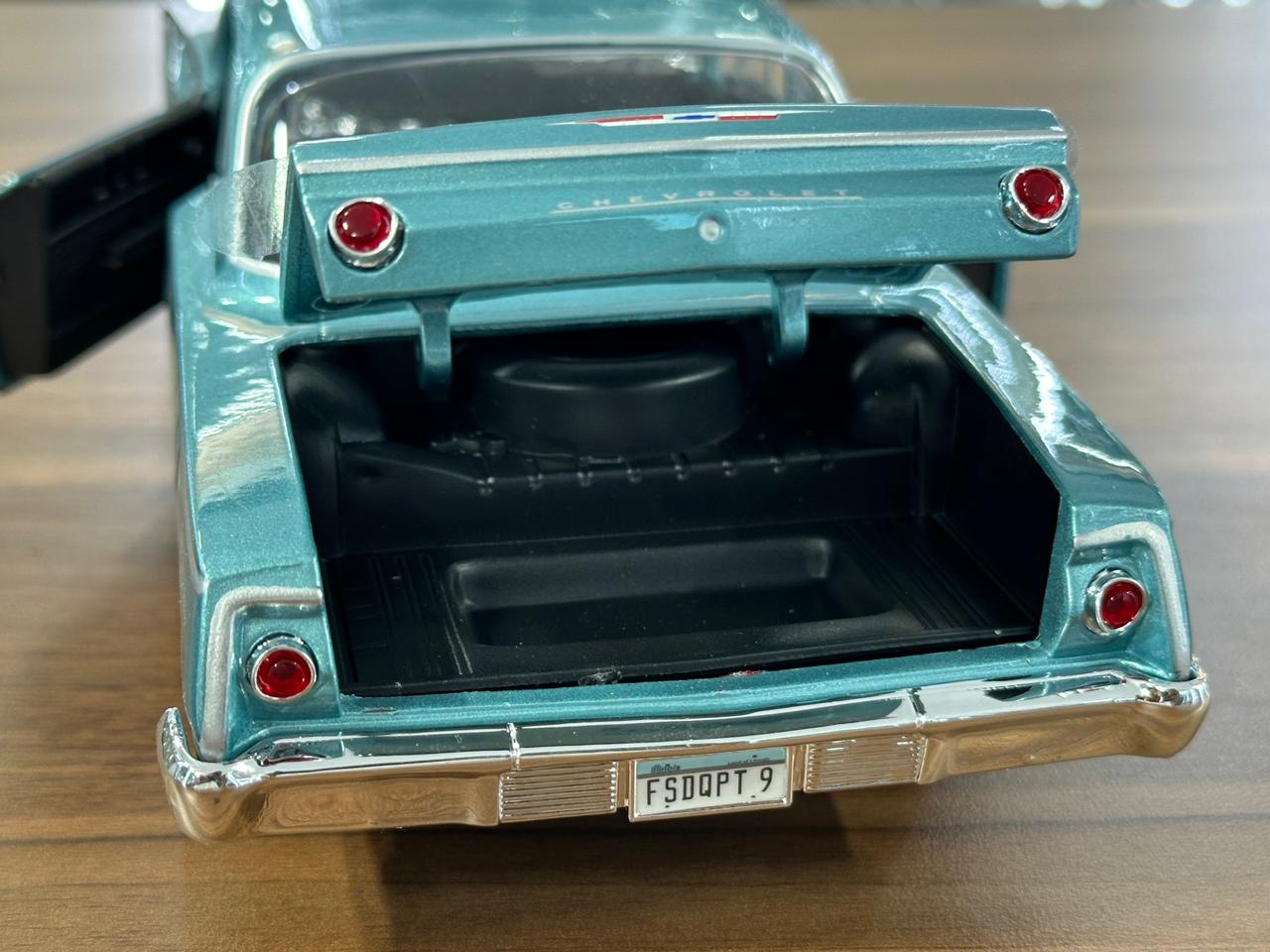 1/18 Diecast Maisto Chevrolet Bel Air 1962 in Green