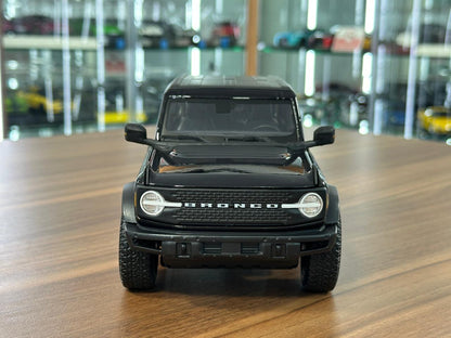 1/18 Diecast Maisto Ford BRONCO WILDTRAK  2021 Dark Blue