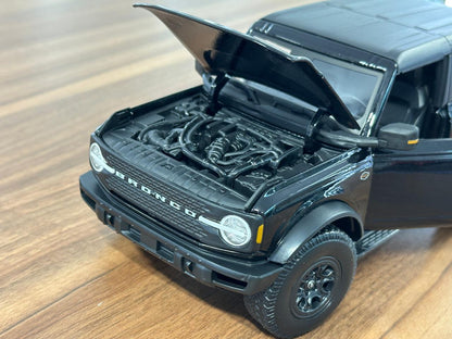 1/18 Diecast Maisto Ford BRONCO WILDTRAK  2021 Dark Blue