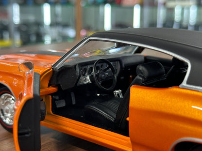 1/18 Diecast Maisto Chevrolet Chevelle SS 454 Sport 1971 in Orange
