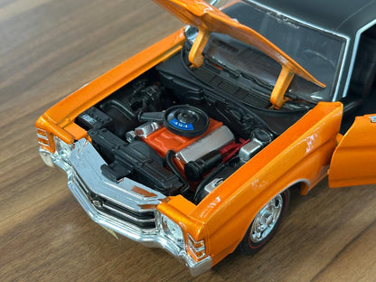 1/18 Diecast Maisto Chevrolet Chevelle SS 454 Sport 1971 in Orange