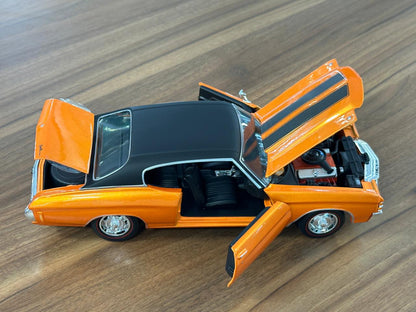 1/18 Diecast Maisto Chevrolet Chevelle SS 454 Sport 1971 in Orange