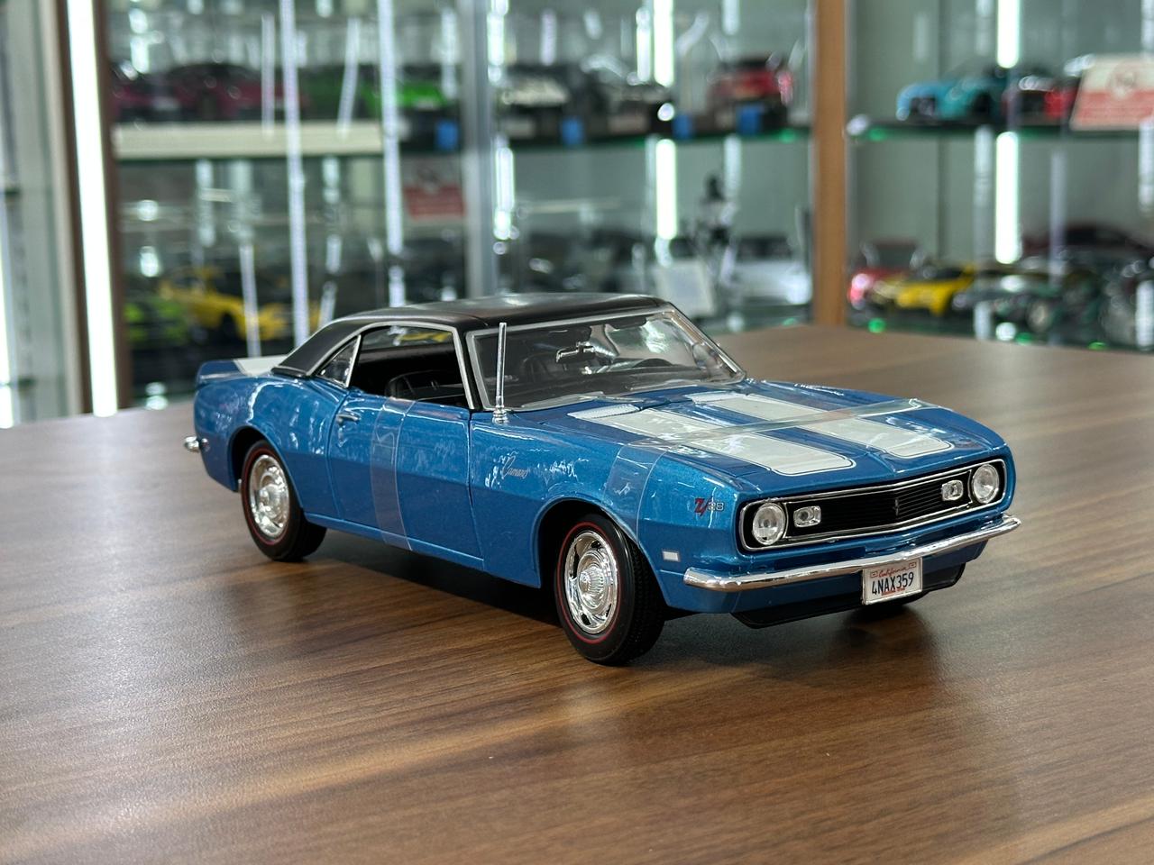 1/18 Diecast Maisto Chevrolet Camaro Z/28 1968 in Blue