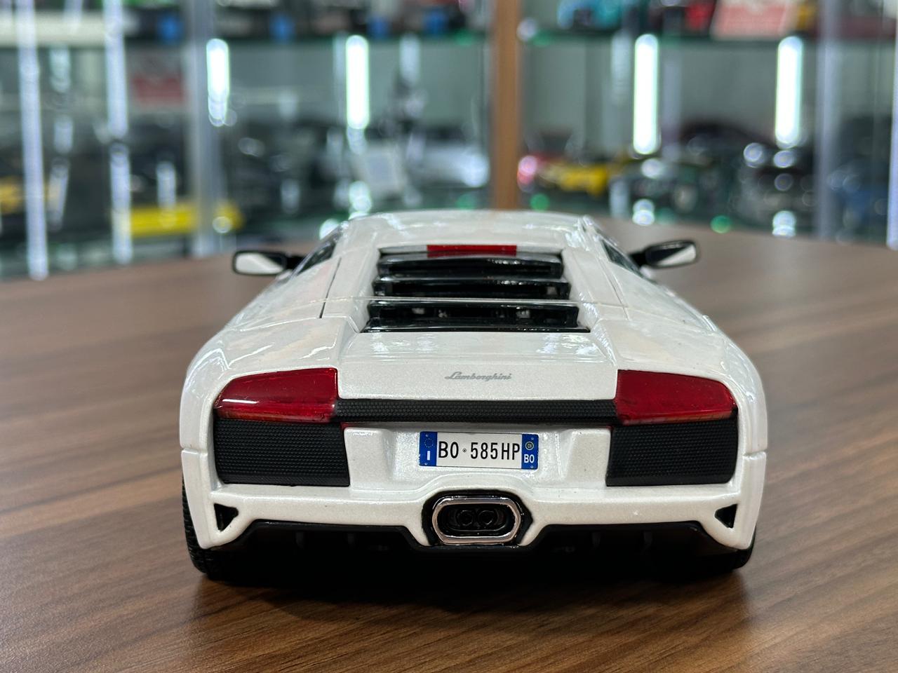 1/18 Diecast Maisto Lamborghini Murcielago  LP640 2007 in White