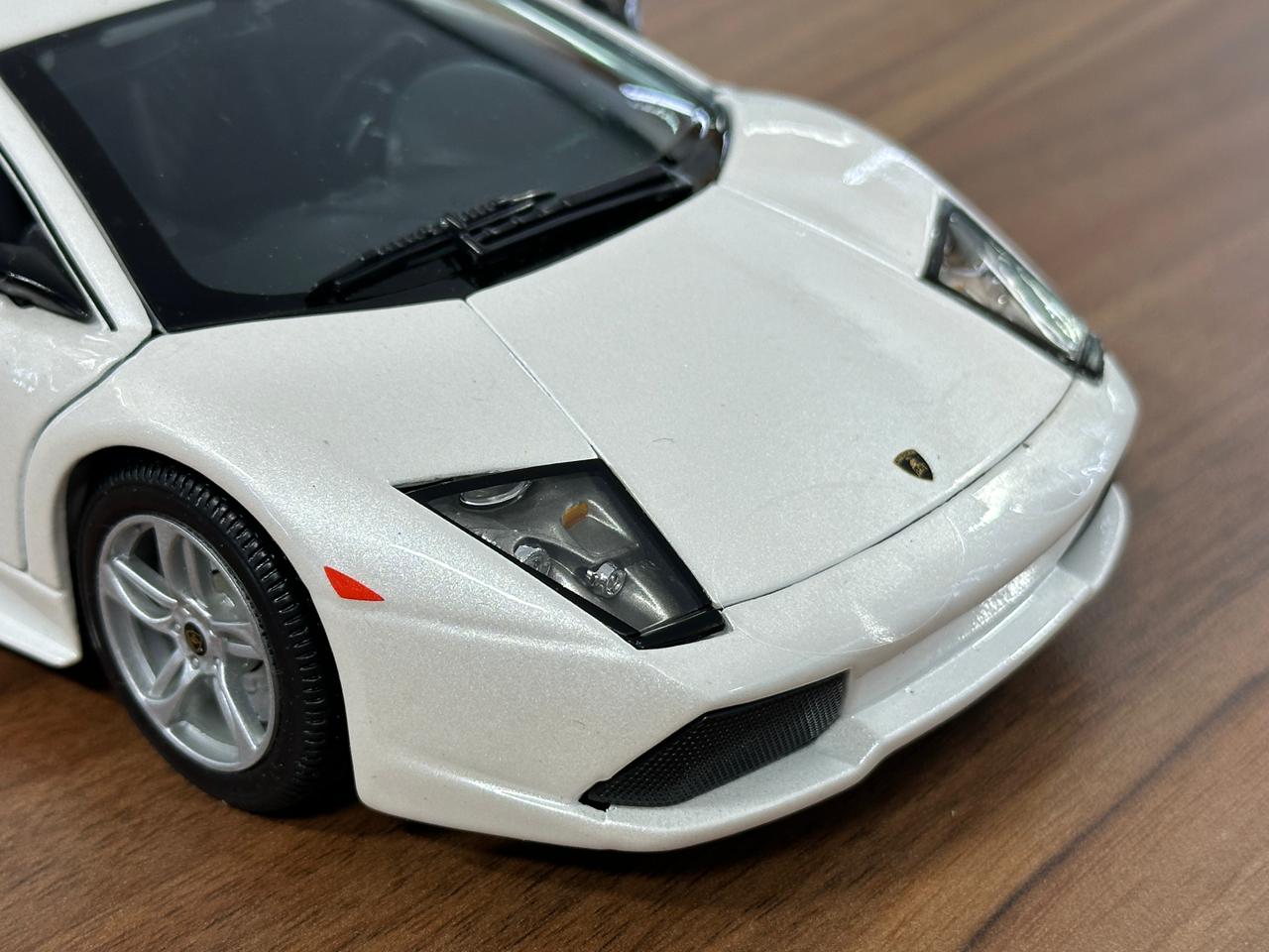 1/18 Diecast Maisto Lamborghini Murcielago  LP640 2007 in White