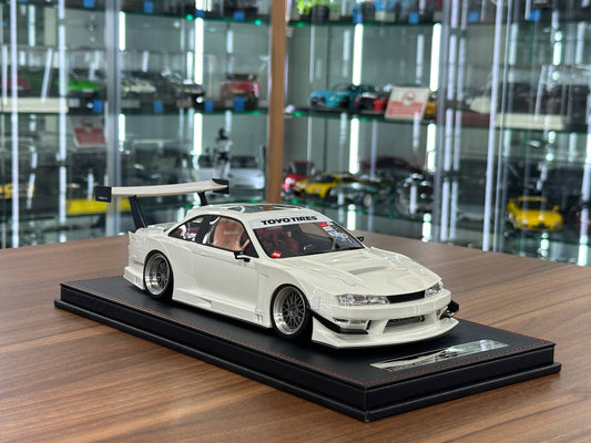 YM Model Nissan Silvia S14 (SEUIOOKAWARA) – White – 1:18 Resin Model - Limited 99 pcs