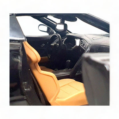 1/18 Diecast Chevrolet Corvette Stingray Black 2014 Scale Model Car by Maisto