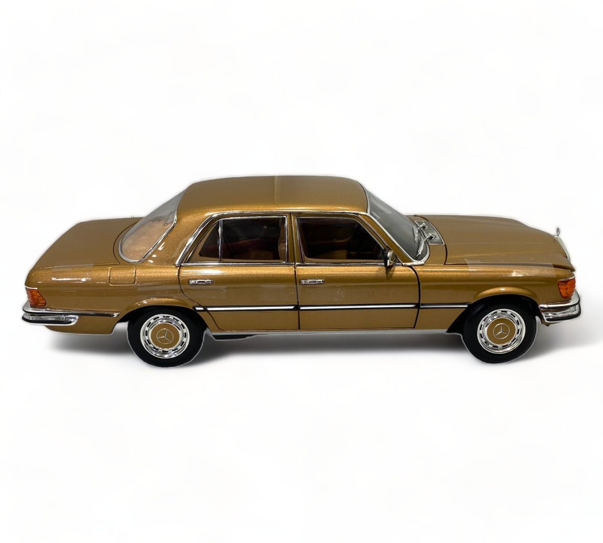 Norev Mercedes-Benz 350 SE Limited Edition 500 - 1/18 Diecast Model, Gold 1973|Sold in Dturman.com Dubai UAE.