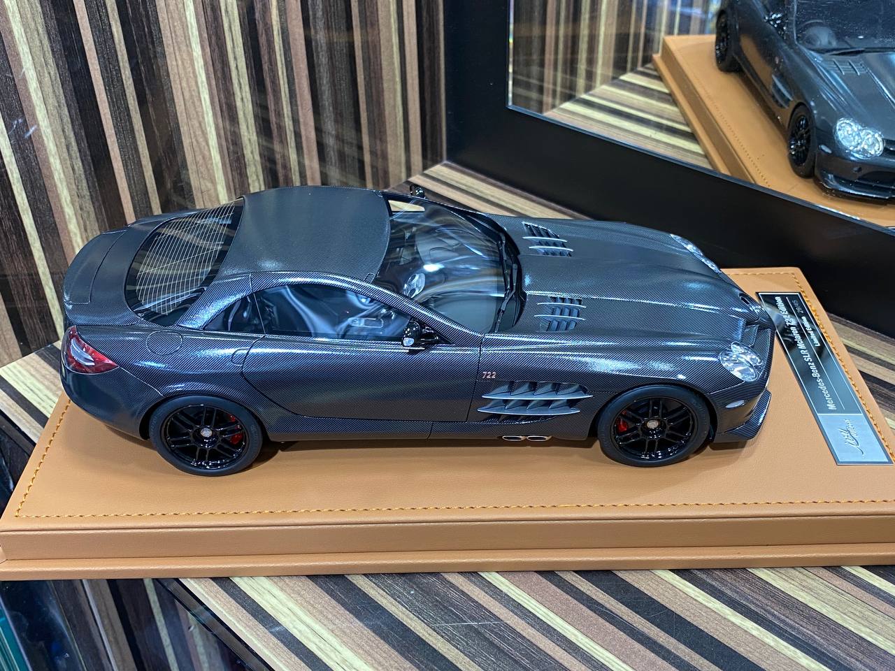 1/18 IVY Models Resin Model - Mercedes-Benz SLR McLaren 722 in Striking Full Carbon|Sold in Dturman.com Dubai UAE.