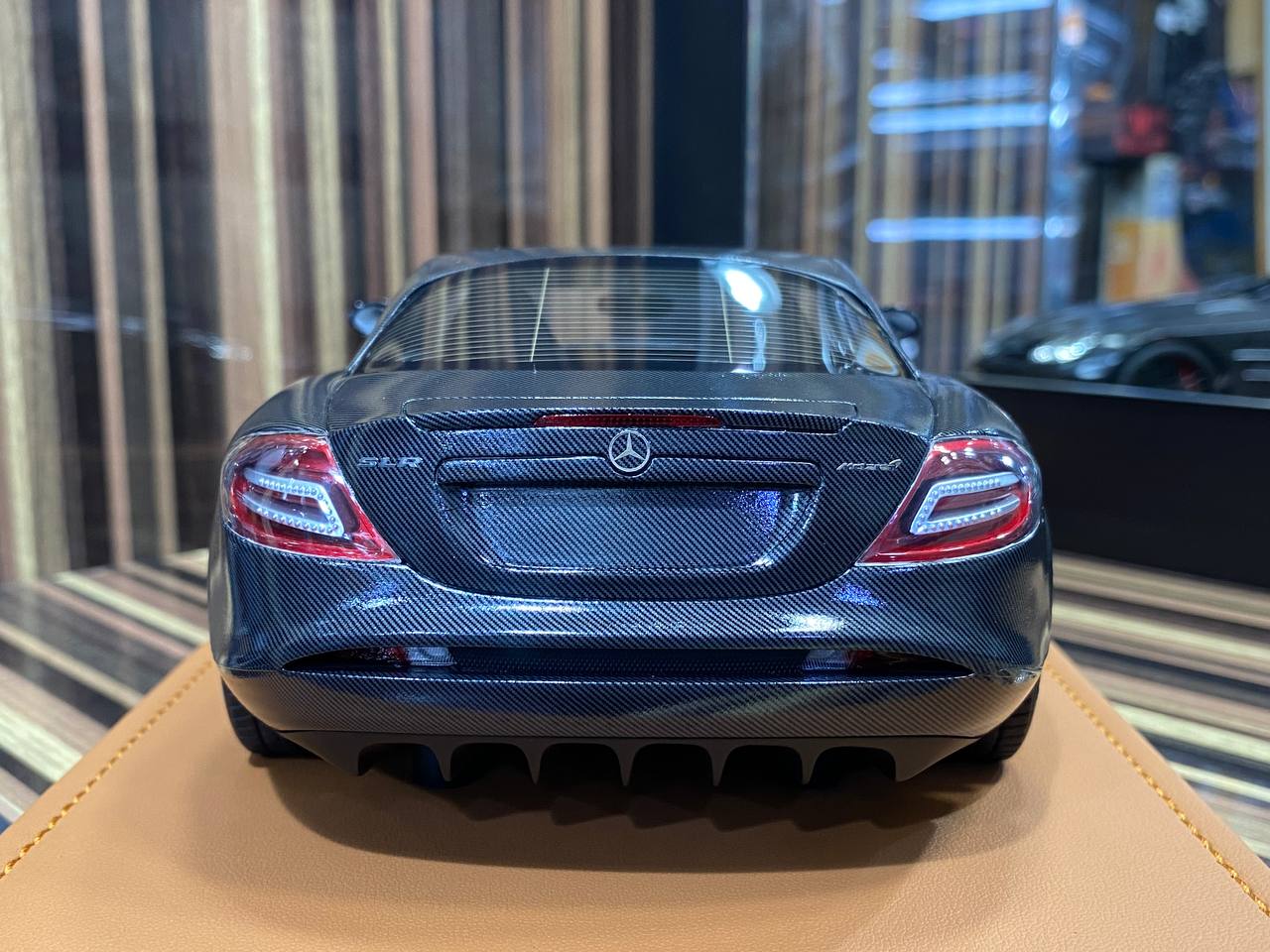 1/18 IVY Models Resin Model - Mercedes-Benz SLR McLaren 722 in Striking Full Carbon|Sold in Dturman.com Dubai UAE.
