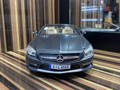 1/18 metal diecast full opening Maisto  Mercedes Benz SL 65 AMG Color - matt Grey|Sold in Dturman.com Dubai UAE.