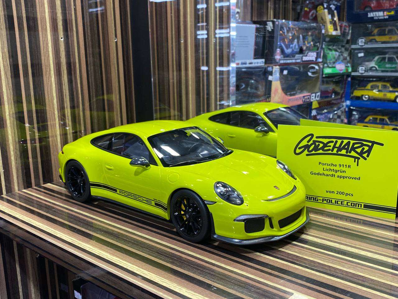 1/12 Minichamps Metal Diecast - Porsche 911 R (991.1) 2016 in Exclusive Acid Green|Sold in Dturman.com Dubai UAE.