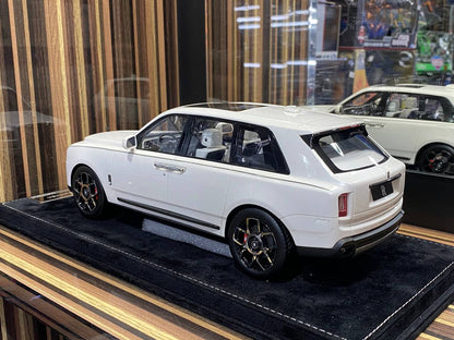 1/18 Henson&Heaven Resin Model - Rolls-Royce Cullinan Limited Edition in Elegant White|Sold in Dturman.com Dubai UAE.