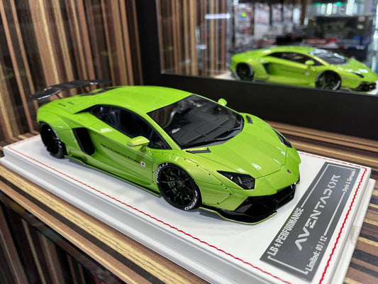 Davis & Giovanni Lamborghini Aventador LBWK 1/18 Resin Model - Apple Green|Sold in Dturman.com Dubai UAE.