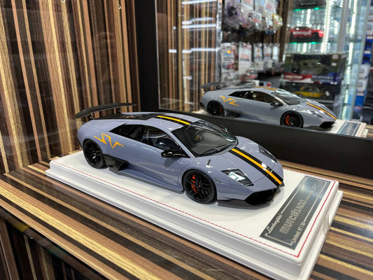 Davis & Giovanni Lamborghini Aventador LP670-4 SV 1/18 Resin Model - Grey|Sold in Dturman.com Dubai UAE.