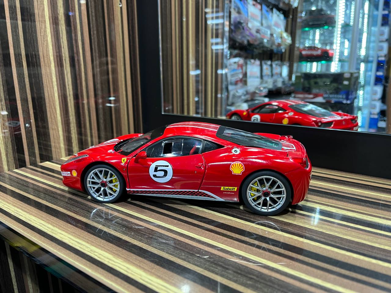 Hot Wheels Elite Ferrari 458 Challenge #5 - 1/18 Diecast Model, All Opening - Red