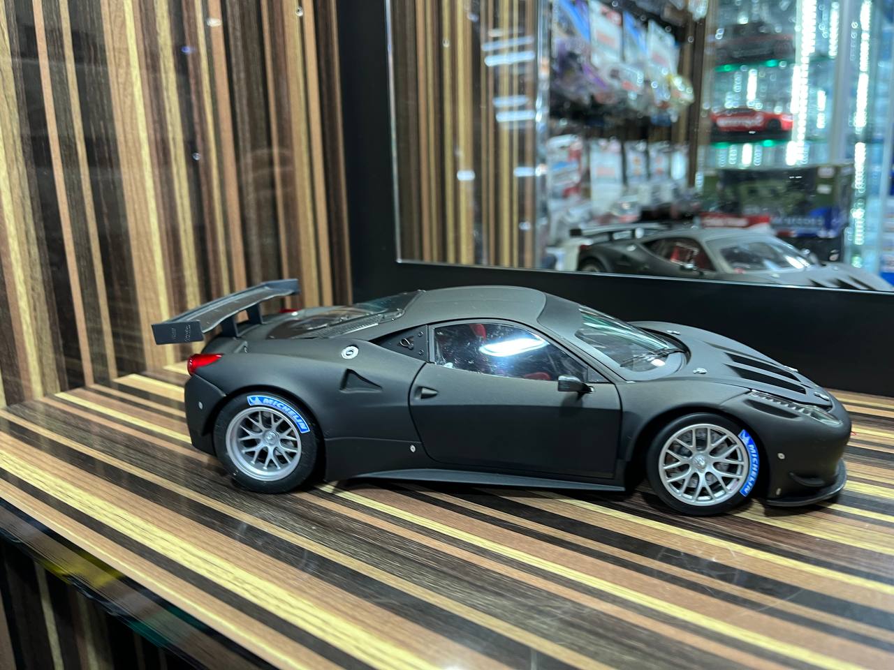 Hot Wheels Elite Ferrari 458 Italia GT2 - 1/18 Diecast Model, All Opening - Matt Black