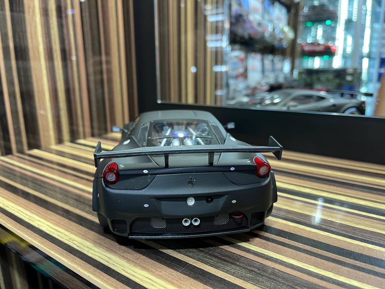 Hot Wheels Elite Ferrari 458 Italia GT2 - 1/18 Diecast Model, All Opening - Matt Black