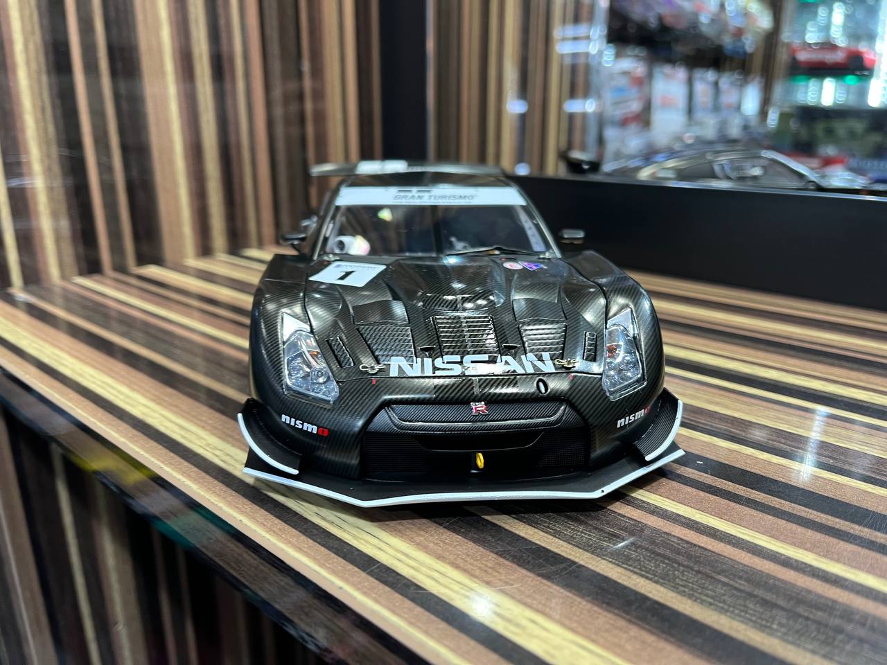 AutoArt Nissan GT-R GT500 Stealth - 1/18 Diecast Model, All Opening - Black Carbon