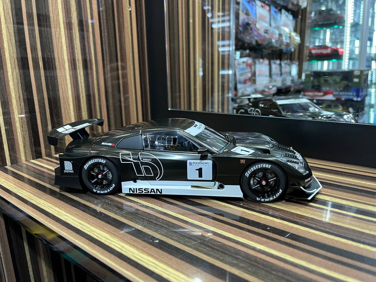 AutoArt Nissan GT-R GT500 Stealth - 1/18 Diecast Model, All Opening - Black Carbon