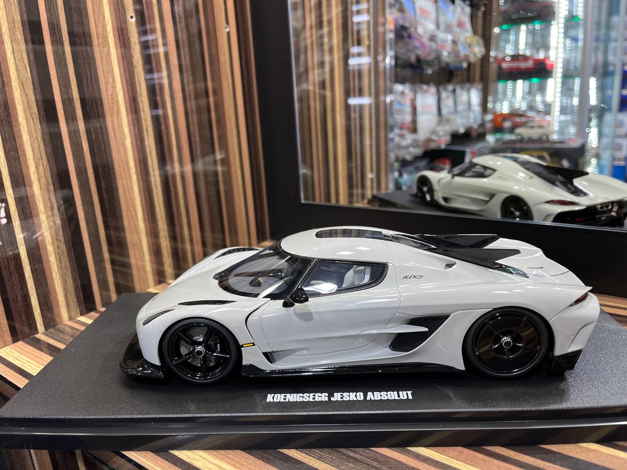 GT Spirit Koenigsegg Jesko Absolut - 1/18 Resin Model, Not Opening - Grey