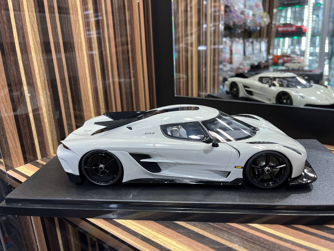 GT Spirit Koenigsegg Jesko Absolut - 1/18 Resin Model, Not Opening - Grey