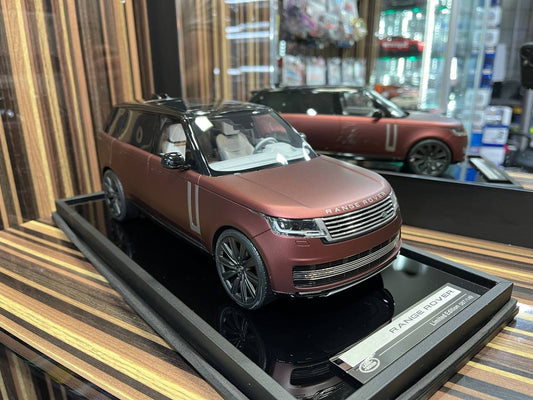 MotorHelix Range Rover - 1/18 Resin Model, No Opening - Matt Dark Red