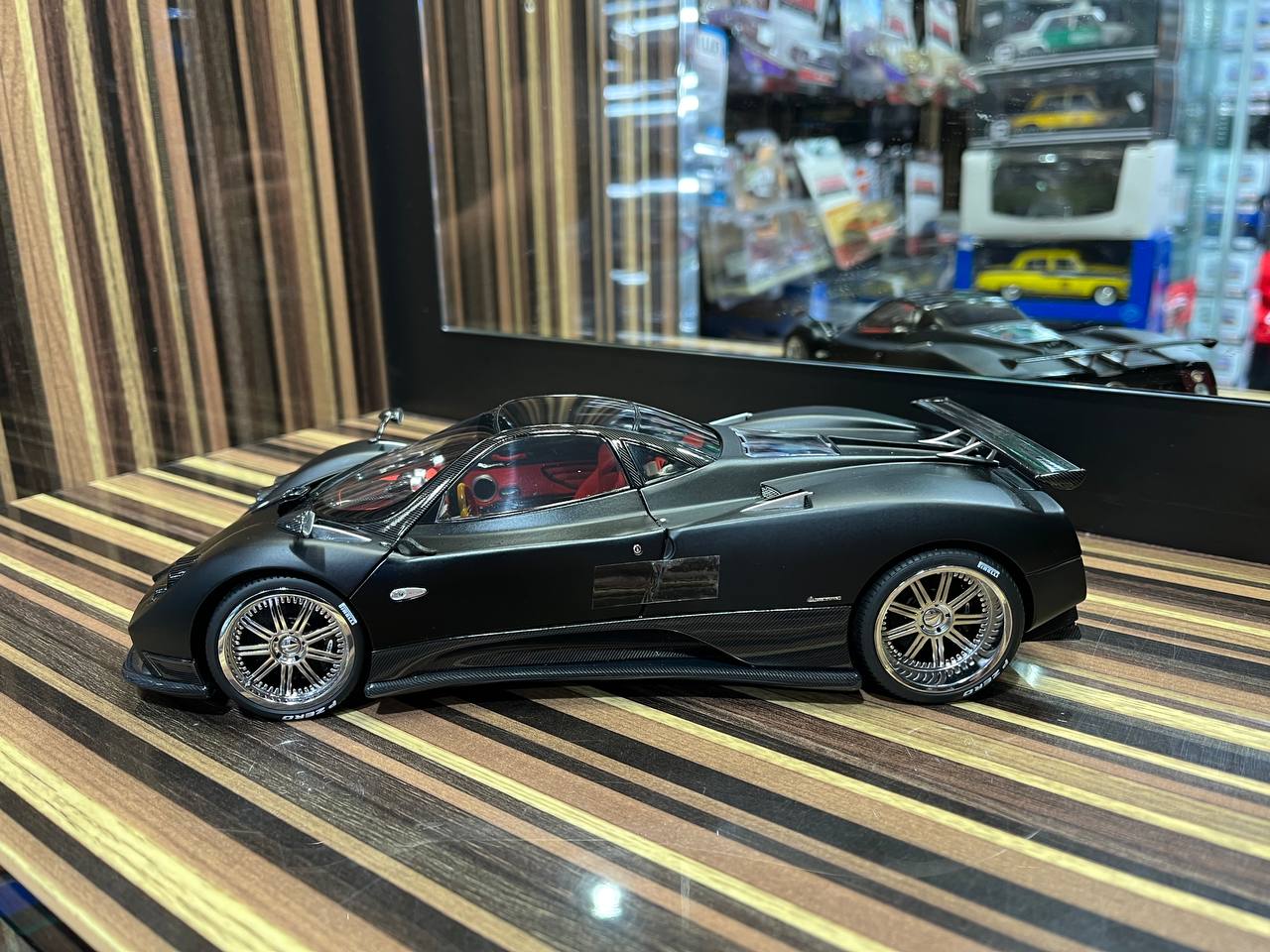 Almost Real Pagani Zonda F - 1/18 Diecast Model, All Opening - Black Matt
