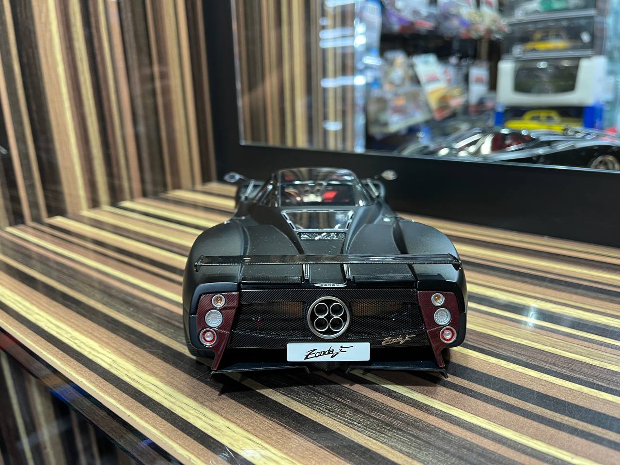 Almost Real Pagani Zonda F - 1/18 Diecast Model, All Opening - Black Matt