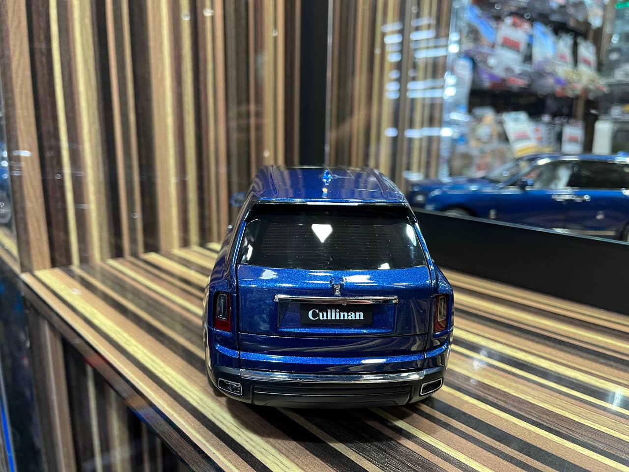 Kyosho Rolls Royce Cullinan - 1/18 Diecast Model, All Opening - Blue