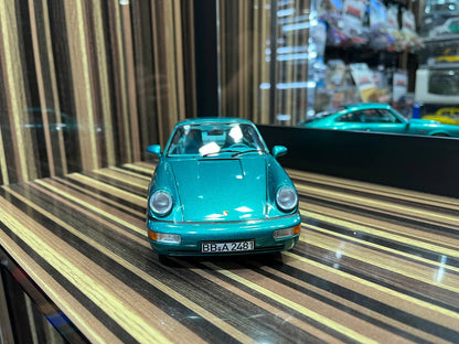 Norev Porsche 911 Carrera 2 - 1/18 Diecast Model, All Opening - Green